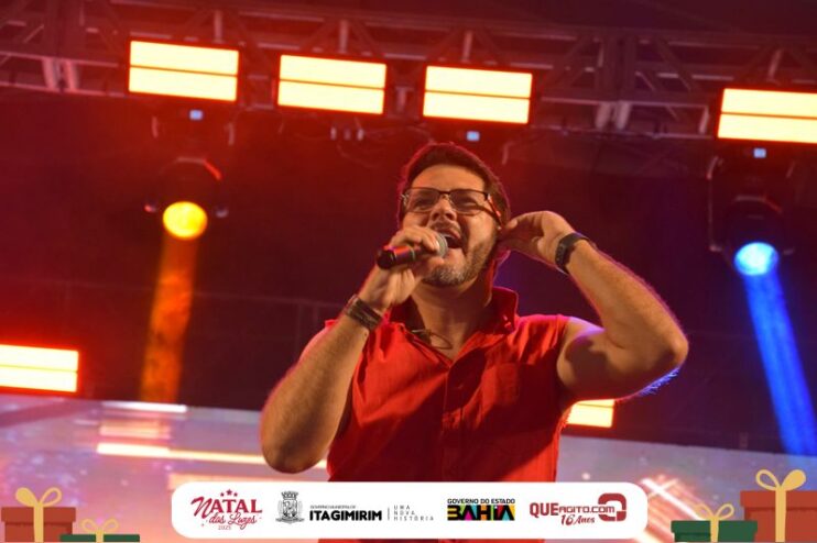 Natal das Luzes movimenta Itagimirim com grandes shows e praça lotada 29