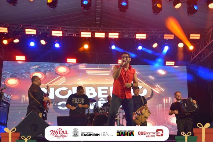 Natal das Luzes movimenta Itagimirim com grandes shows e praça lotada 32