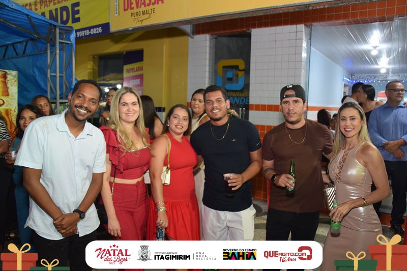 Natal das Luzes movimenta Itagimirim com grandes shows e praça lotada 14