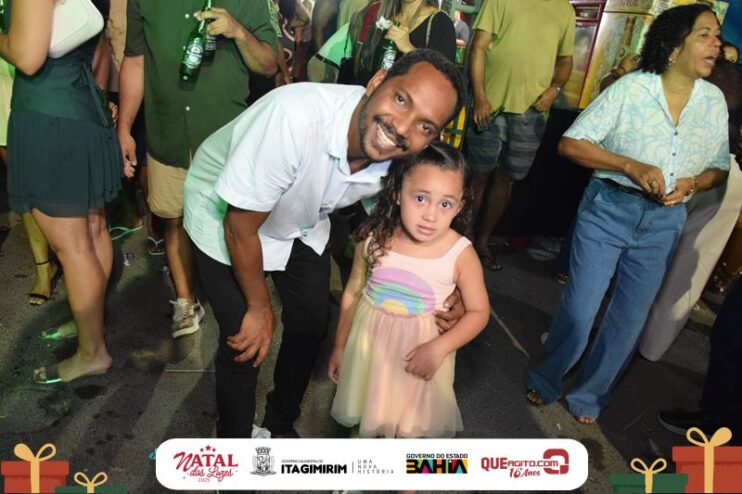 Natal das Luzes movimenta Itagimirim com grandes shows e praça lotada 51