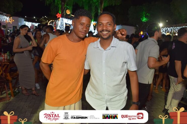 Natal das Luzes movimenta Itagimirim com grandes shows e praça lotada 77