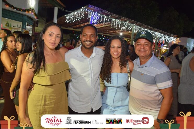 Natal das Luzes movimenta Itagimirim com grandes shows e praça lotada 81