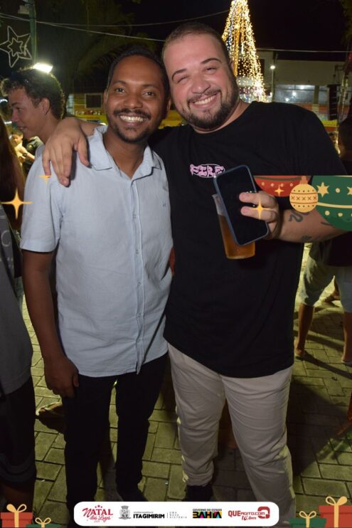 Natal das Luzes movimenta Itagimirim com grandes shows e praça lotada 88