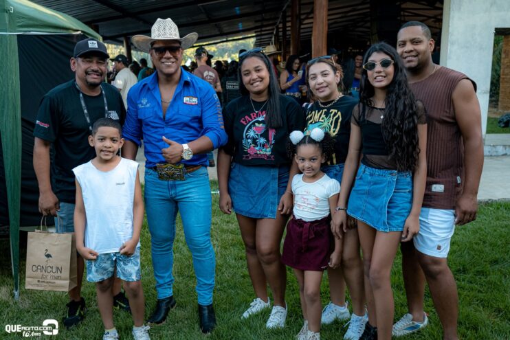 Vall Sylva agita a Ressaca da Cavalgada do Joingles no Curral City, em Viana-ES 43