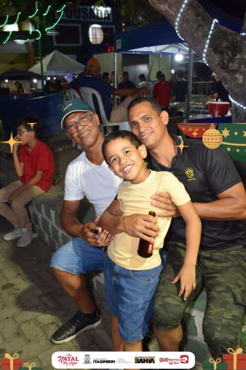 Natal das Luzes movimenta Itagimirim com grandes shows e praça lotada 91