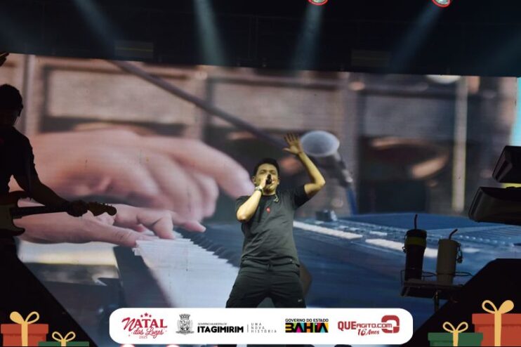 Natal das Luzes movimenta Itagimirim com grandes shows e praça lotada 103