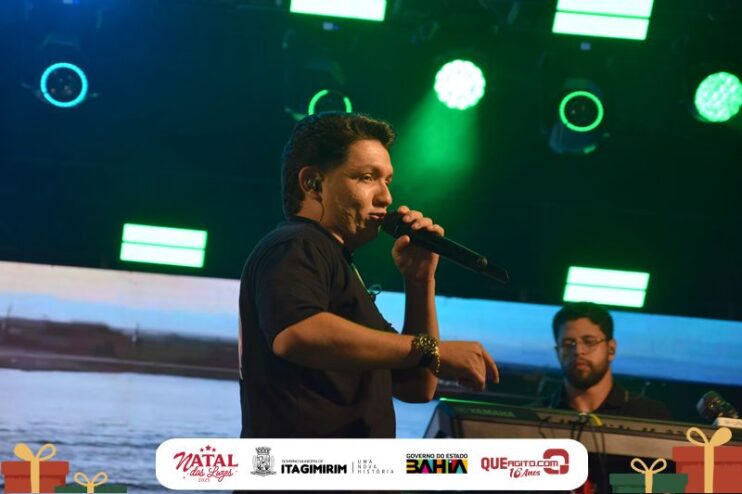 Natal das Luzes movimenta Itagimirim com grandes shows e praça lotada 110