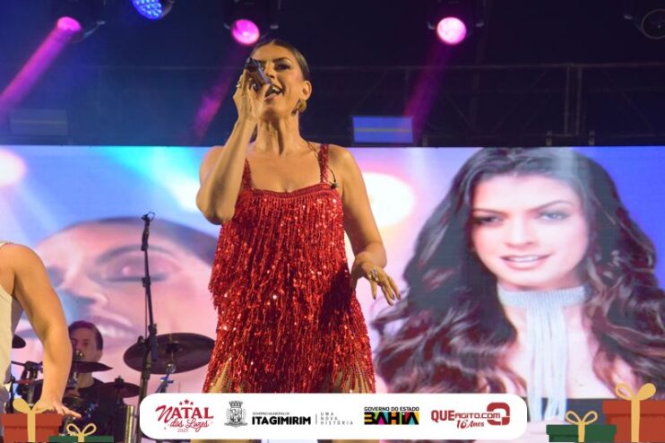 Natal das Luzes movimenta Itagimirim com grandes shows e praça lotada 130