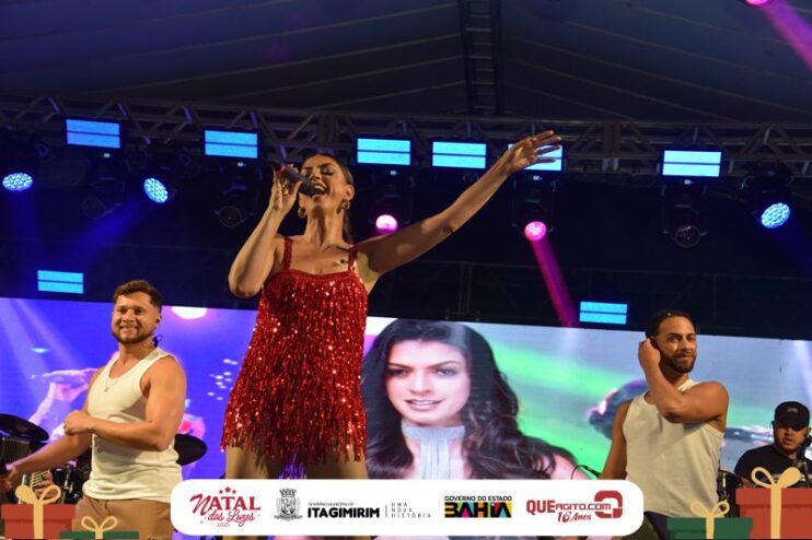 Natal das Luzes movimenta Itagimirim com grandes shows e praça lotada 134
