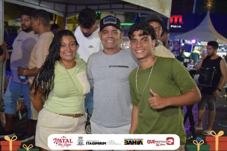 Natal das Luzes movimenta Itagimirim com grandes shows e praça lotada 135