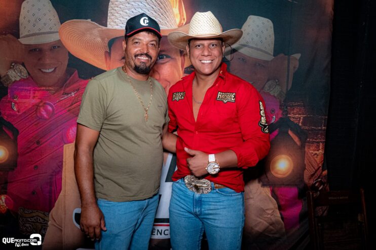 Forrozão do Rancho agita Linhares com show empolgante de Vall Sylva 8