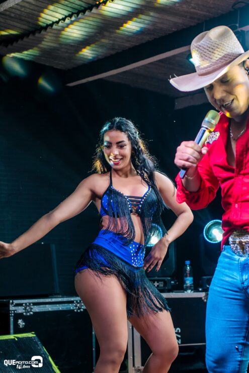 Forrozão do Rancho agita Linhares com show empolgante de Vall Sylva 32