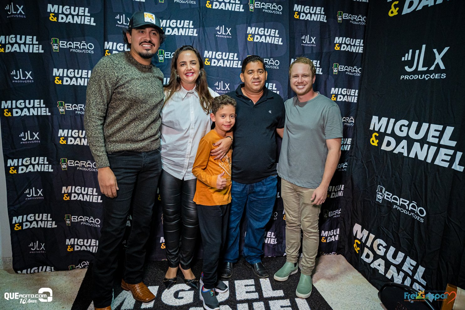 Léo Ferreira e Miguel & Daniel agitam a noite de domingo em Frei Gaspar 9