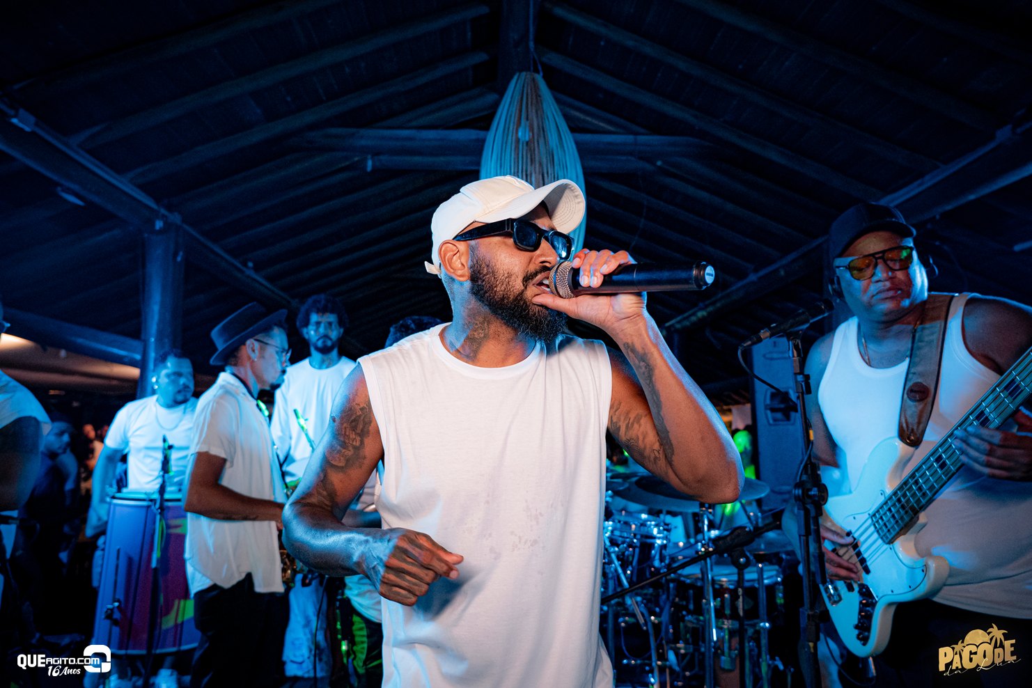 Pagode da Lua com lotação máxima na Cabana Área Beach 9