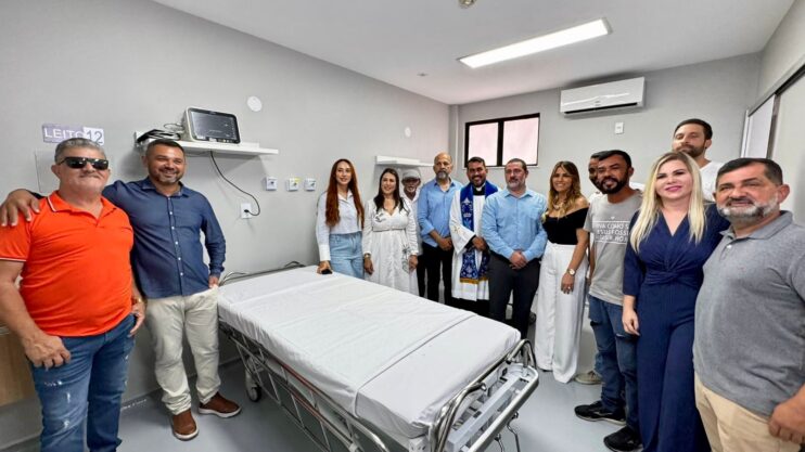 Inaugura ala vermelha 27 Prefeito Robério Oliveira entrega Nova Ala Vermelha do Hospital Geral de Eunápolis 30