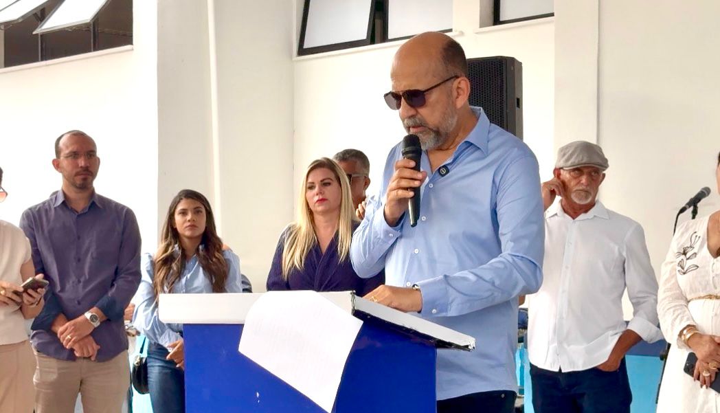 Prefeito Robério Oliveira entrega Nova Ala Vermelha do Hospital Geral de Eunápolis 5