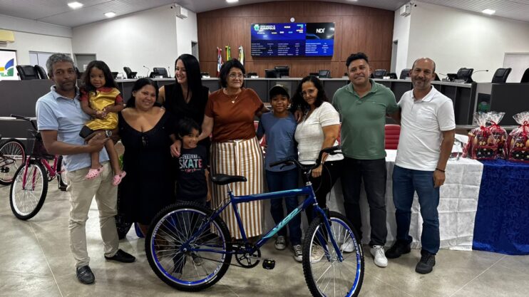 MPT na escola 12 Prêmio Escola Destaque 2025 valoriza estudantes de escolas municipais de Eunápolis 21