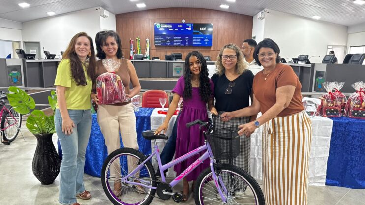 MPT na escola 7 Prêmio Escola Destaque 2025 valoriza estudantes de escolas municipais de Eunápolis 26