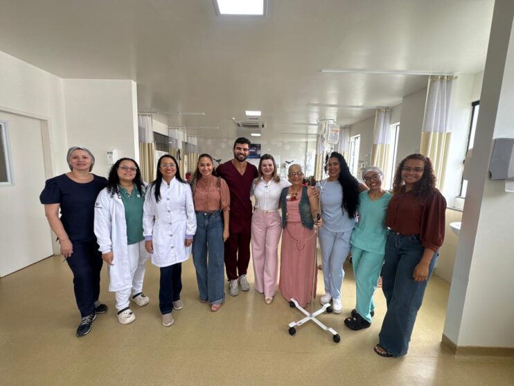 Primeira dama visita Unidade de Oncologia em Porto Seguro Primeira dama visita Unidade de Oncologia em Porto Seguro 4