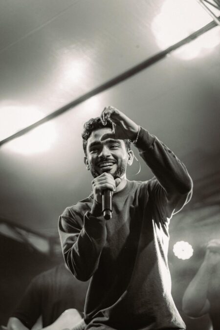 Neste sábado tem show de Lucas Queiroz em Varzedo Neste sábado tem show de Lucas Queiroz em Varzedo 125