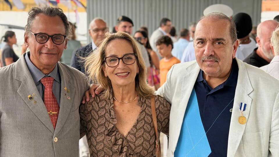 Reconhecimento e Parceria: Prefeito Iêdo Elias recebe Medalha Amigo da Marinha 2025 6