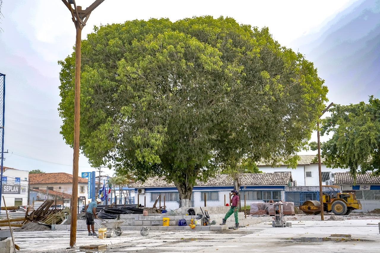 Obras da Praça ACM seguem em ritmo acelerado para grande inauguração no dia 22 de dezembro 7