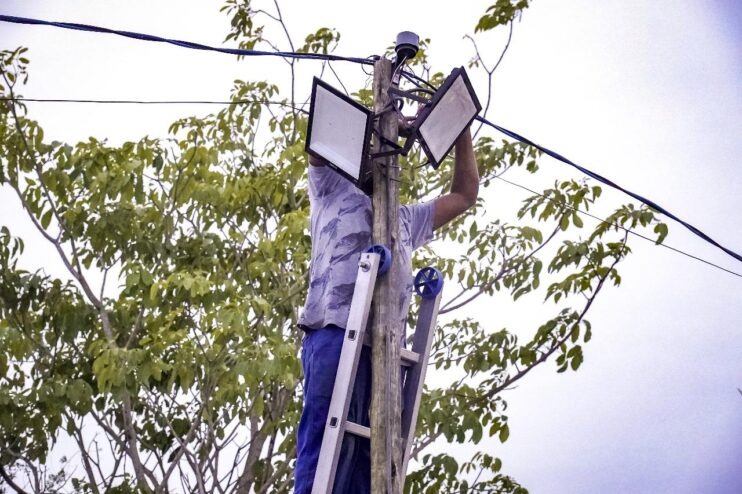 WhatsApp Image 2025-12-14 at 20.49.41 Obras da Praça ACM seguem em ritmo acelerado para grande inauguração no dia 22 de dezembro 19