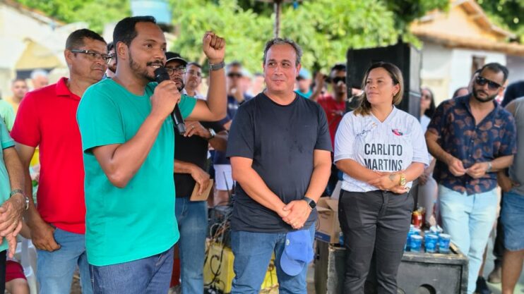 WhatsApp Image 2025-12-15 at 14.31.16 (1) Prefeito Luizinho entrega importantes obras para a população do distrito de União Baiana em Itagimirim 16