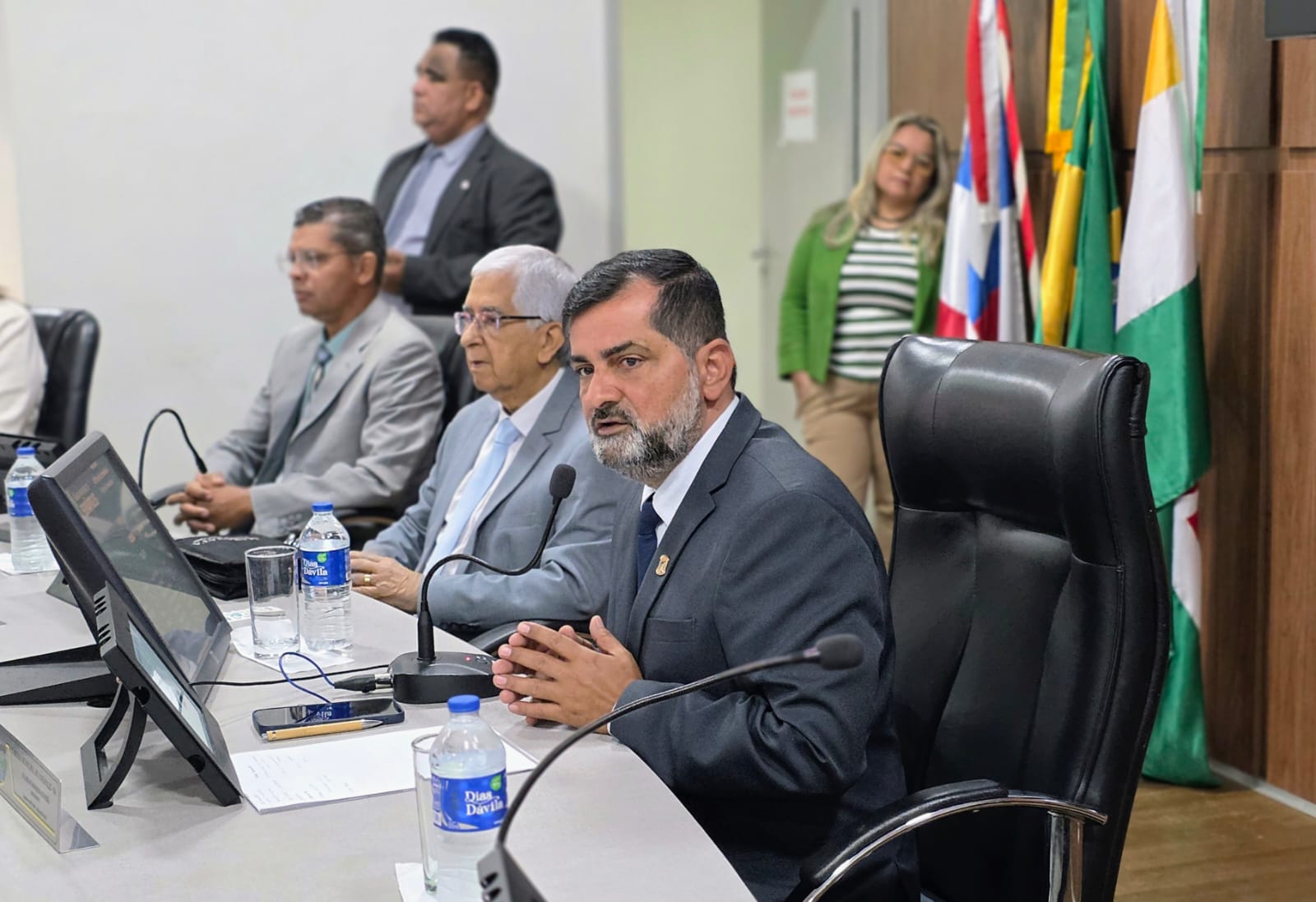 Após aprovação de seis projetos do Executivo, Câmara de Eunápolis entra em recesso 7