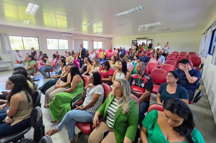 Após aprovação de seis projetos do Executivo, Câmara de Eunápolis entra em recesso 23