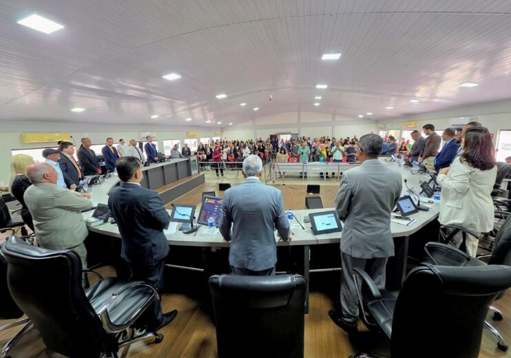 Após aprovação de seis projetos do Executivo, Câmara de Eunápolis entra em recesso 21