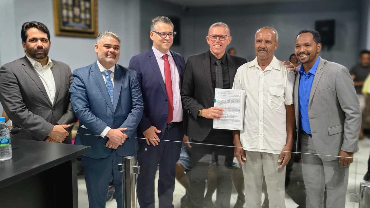 Itagimirim avança na regularização fundiária e entrega novos títulos de propriedade pelo Programa Imóvel Legal 11