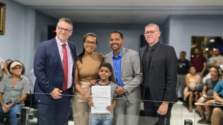 Itagimirim avança na regularização fundiária e entrega novos títulos de propriedade pelo Programa Imóvel Legal 6