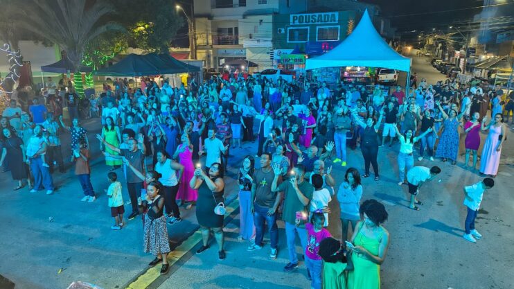 Com muita fé e adoração, evento Itagimirim em Louvor marca a celebração do Natal das Luzes 2025 21