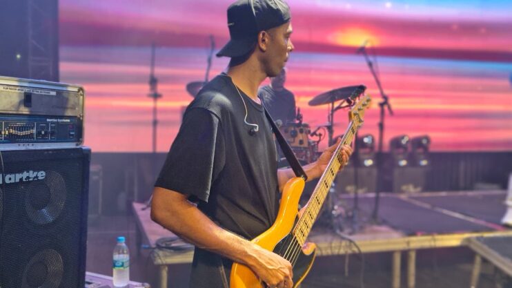 Com muita fé e adoração, evento Itagimirim em Louvor marca a celebração do Natal das Luzes 2025 19