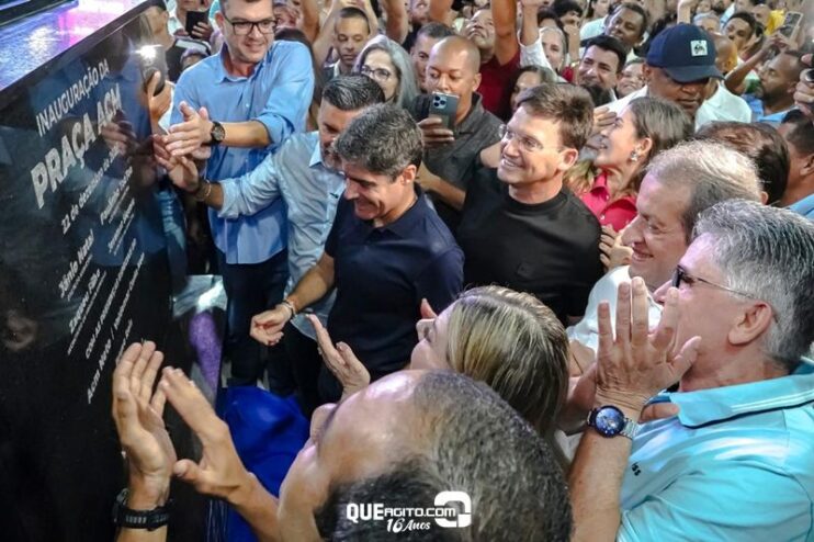 Com a presença de grandes lideranças políticas, Porto Seguro vive dia histórico, inaugurando nova Praça ACM e primeira etapa da Rua Pero Vaz de Caminha 124