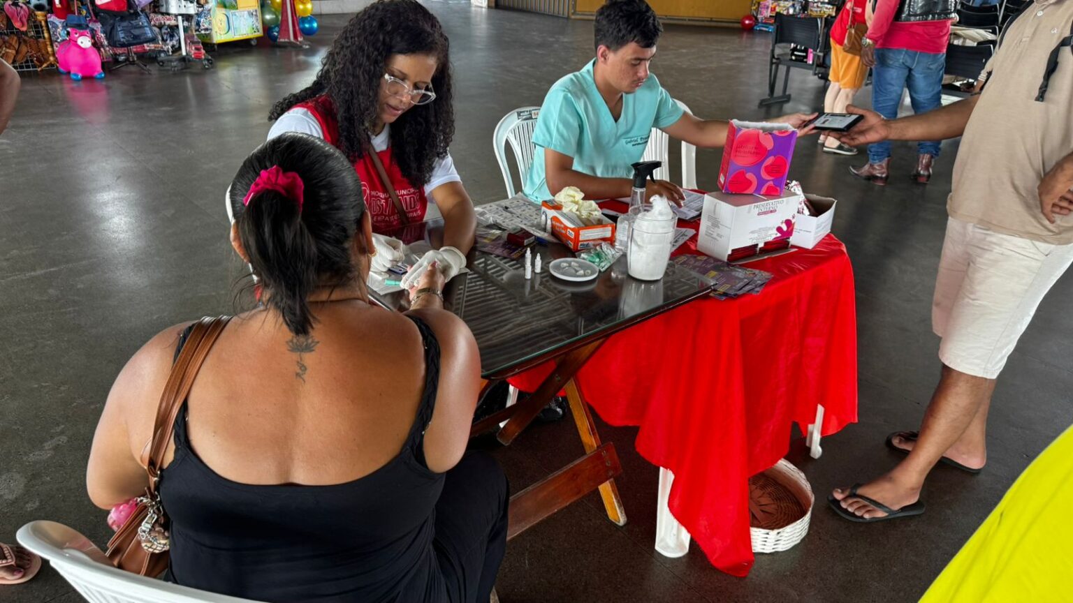 Prefeitura de Eunápolis mobiliza a população em campanha de prevenção às ISTs 7