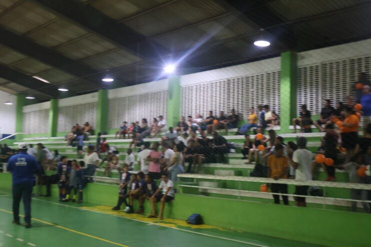 Prefeitura de Eunápolis promove finais do futsal de base com destaque para as categorias sub-8 e sub-10 15