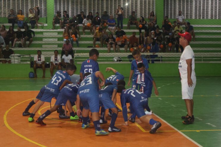 Prefeitura de Eunápolis promove finais do futsal de base com destaque para as categorias sub-8 e sub-10 16