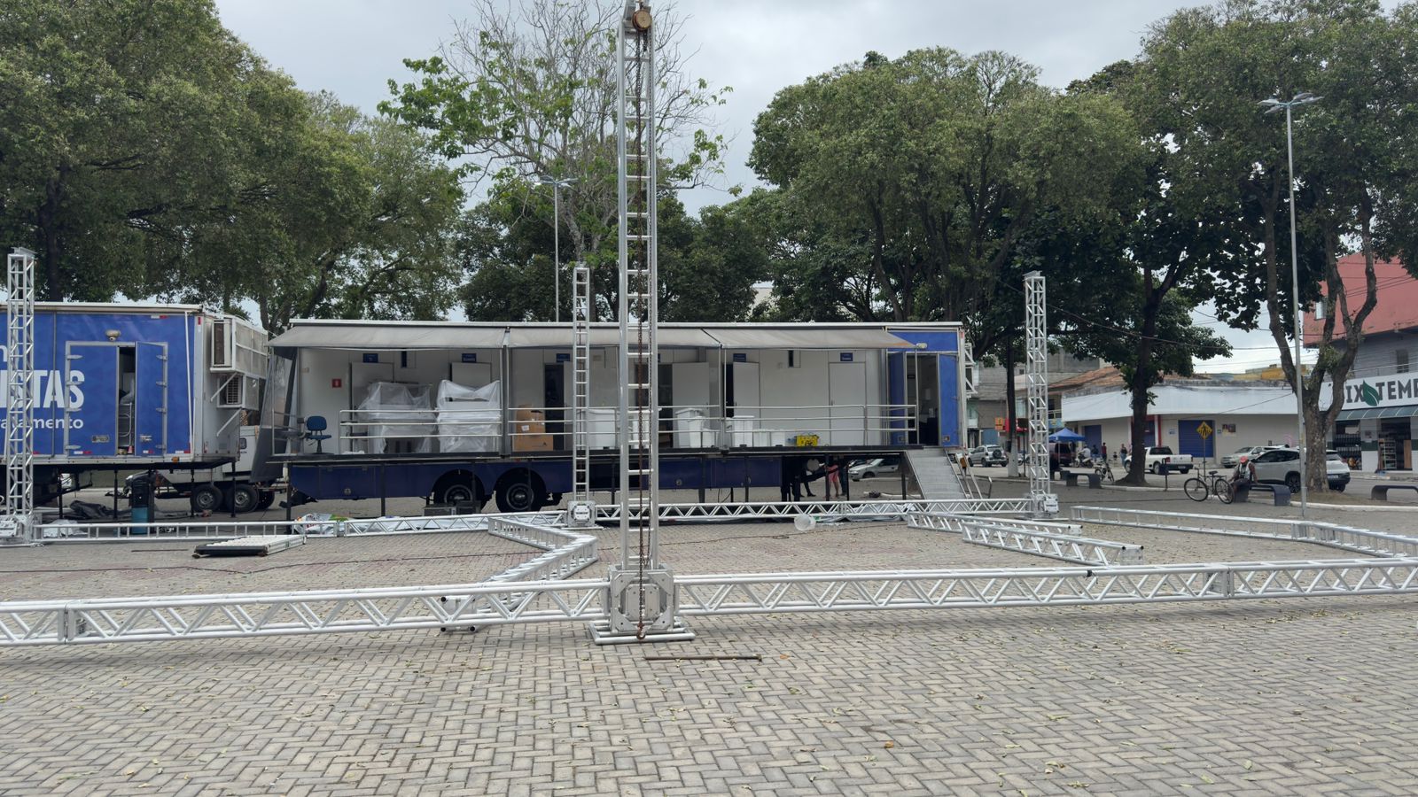 Prefeito Robério anuncia chegada da Carreta Oftalmológica do programa Agora Tem Especialistas do Governo Federal em Eunápolis 5