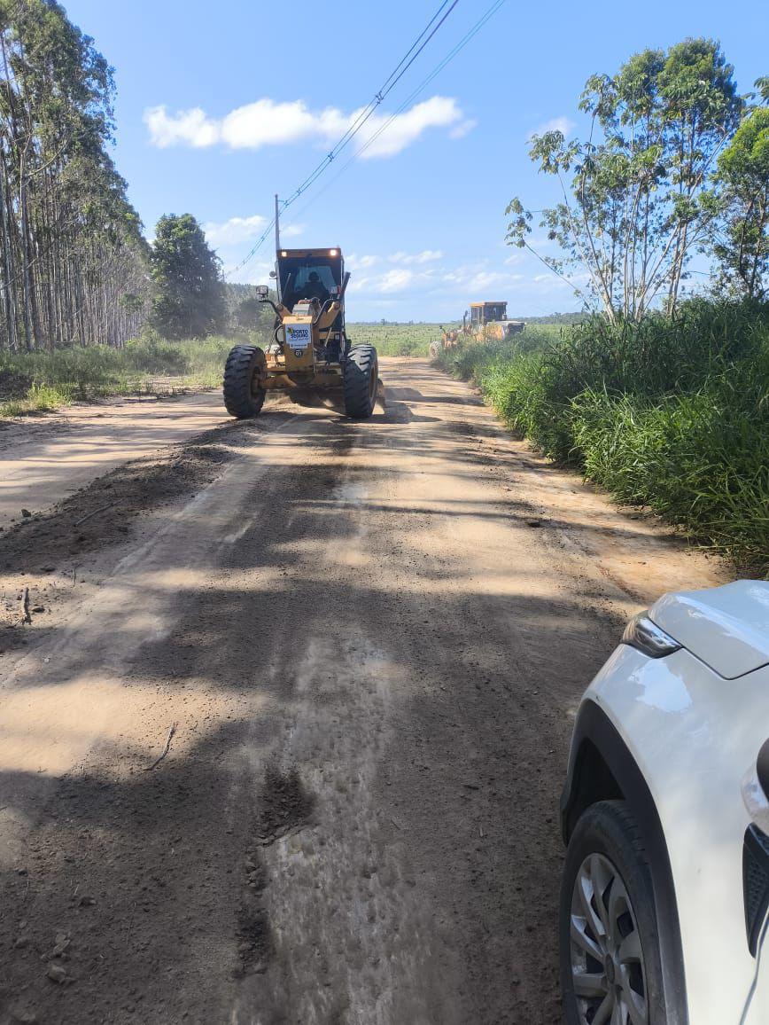 Prefeitura intensifica manutenção das estradas do Litoral Sul para garantir mobilidade e segurança na alta temporada 6