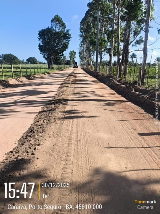 WhatsApp Image 2026-01-02 at 16.46.07 Prefeitura intensifica manutenção das estradas do Litoral Sul para garantir mobilidade e segurança na alta temporada 12
