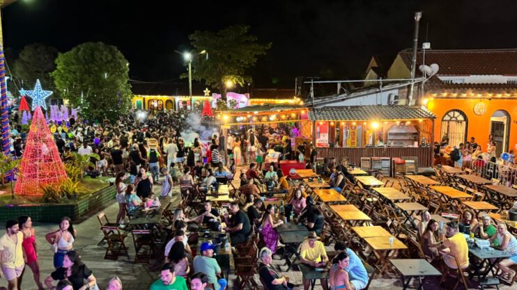 Porto Seguro dispara no Réveillon: 130 mil chegadas e quase R$ 500 milhões na economia Porto Seguro dispara no Réveillon: 130 mil chegadas e quase R$ 500 milhões na economia 4