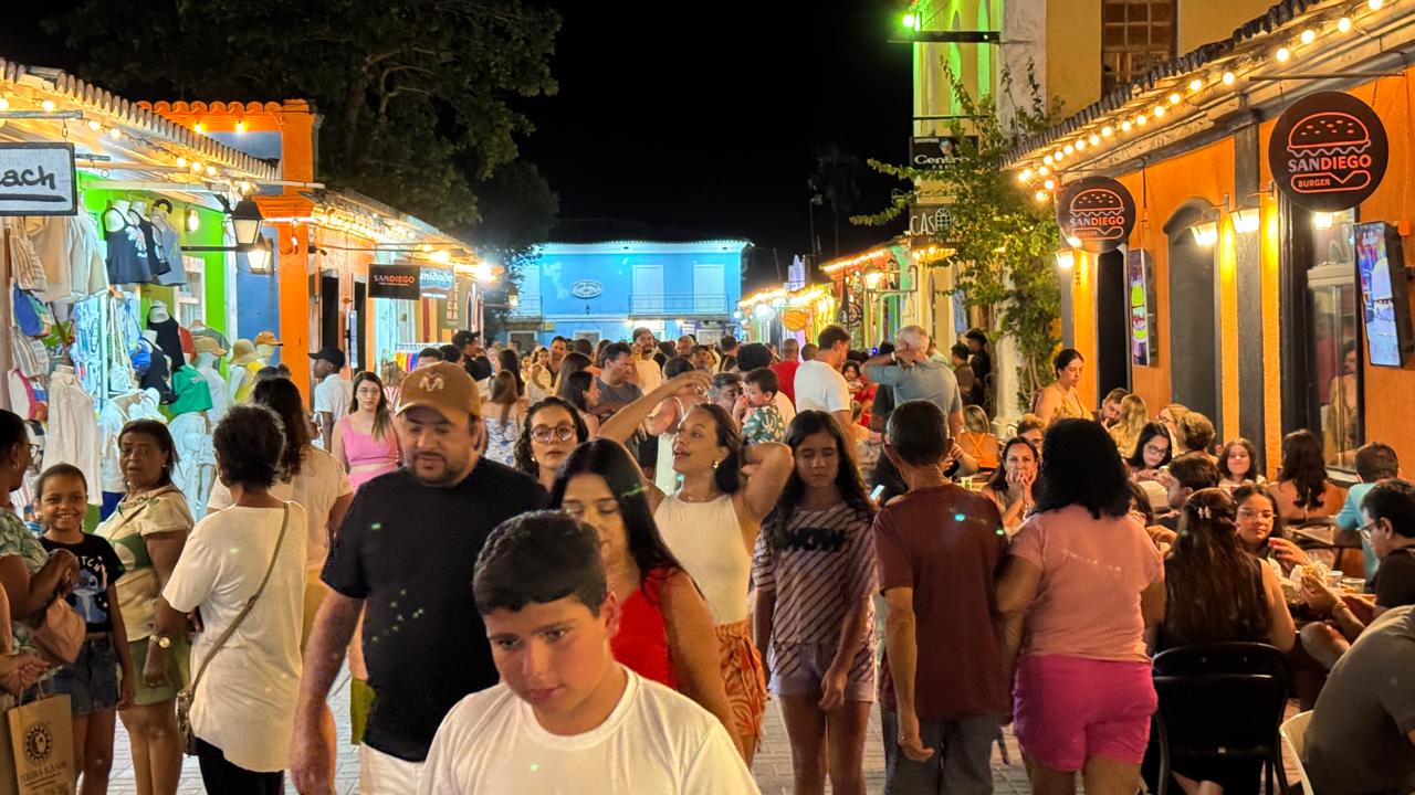 Porto Seguro dispara no Réveillon: 130 mil chegadas e quase R$ 500 milhões na economia 6