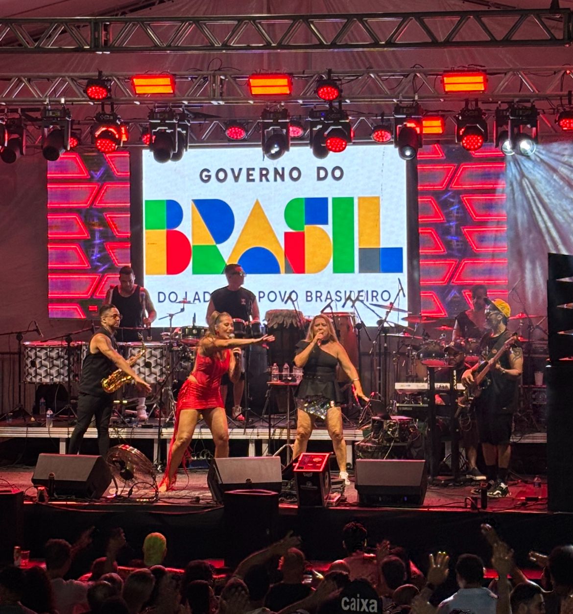 Quarta do Cheiro lota a Praça Neguinho do Samba no Pelourinho, em Salvador 7