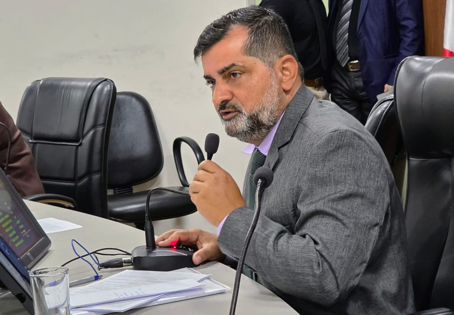 Câmara de Vereadores retoma atividades após recesso administrativo 12