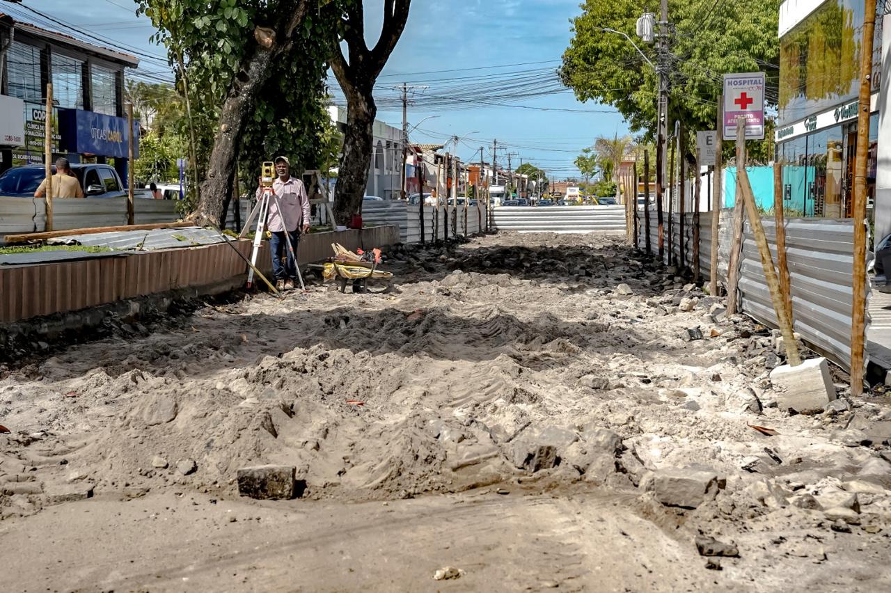 Prefeitura de Porto Seguro inicia obras da segunda etapa de revitalização da Rua Pero Vaz de Caminha 5
