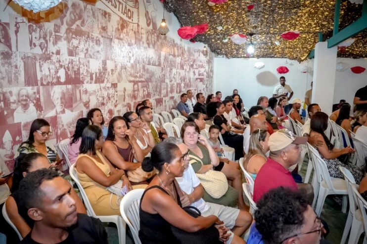 “ESTA CASA É MINHA” - Prefeitura de Porto Seguro entrega mais de 70 títulos no bairro Salvador, em Trancoso 21