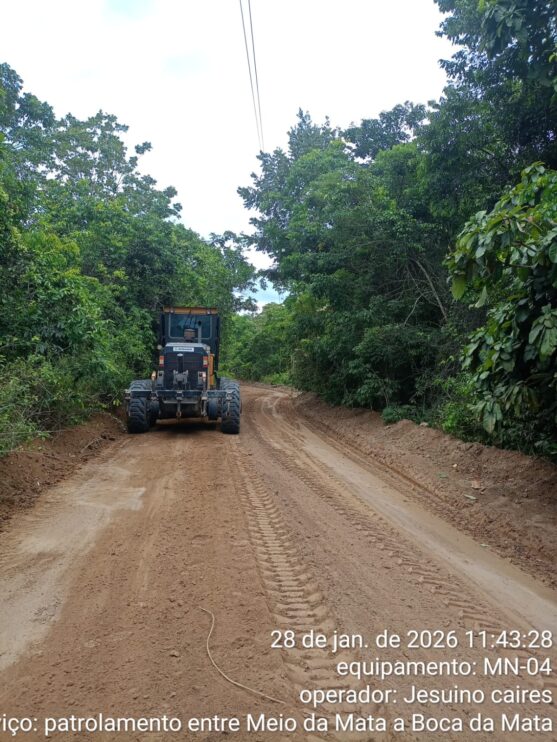 Prefeitura de Porto Seguro intensifica manutenção de estradas vicinais em áreas indígenas e na comunidade do Queimado 10