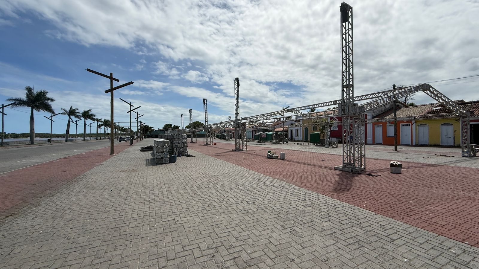 Carnaval de Porto Seguro 2026 deve reunir mais de 100 mil foliões por noite e começa com show de Pablo 4